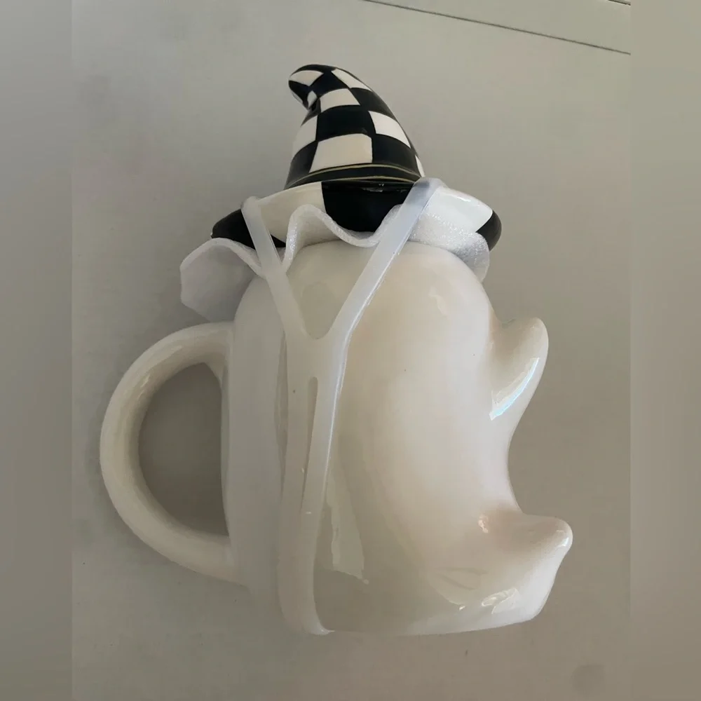 Halloween ghost and witch hat lid coffee tea cup black and white checker pattern